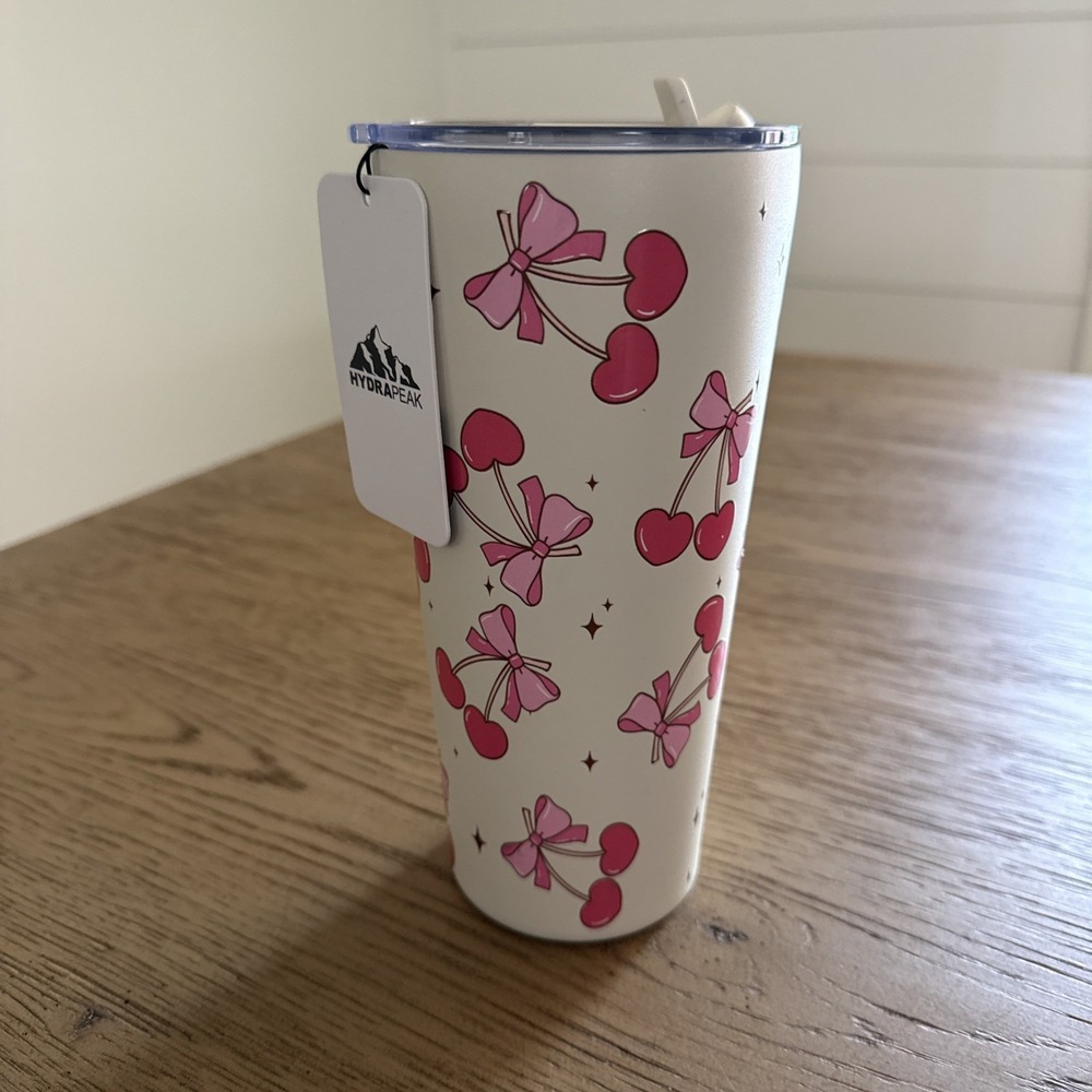 Hydrapeak Collection Water Bottle 32 Oz Cherry Hearts